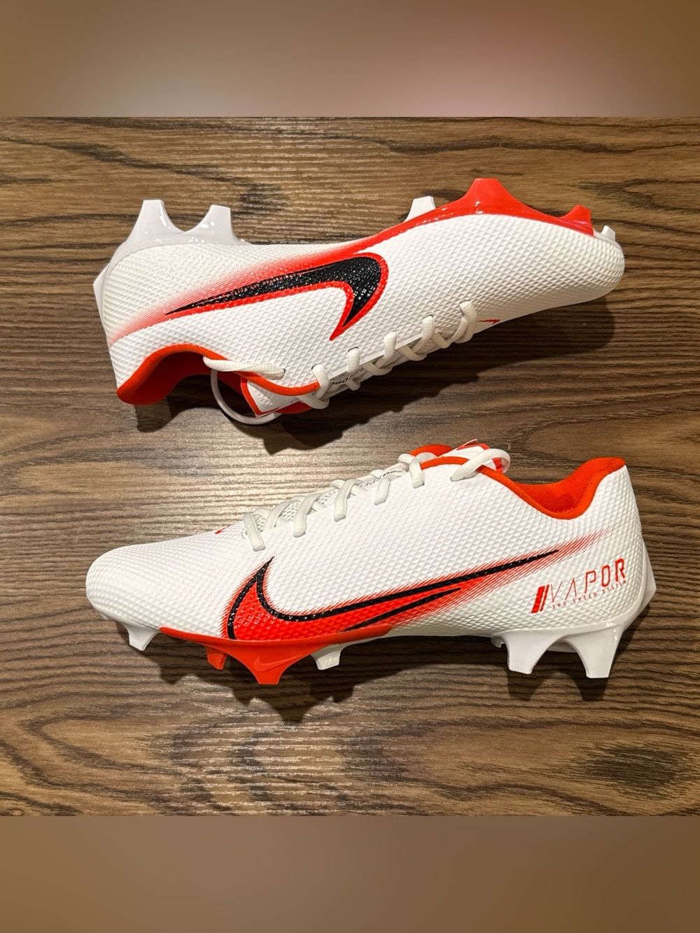Size 10 Nike Vapor Edge Speed 360 Football Cleats White Orange CV6349-100